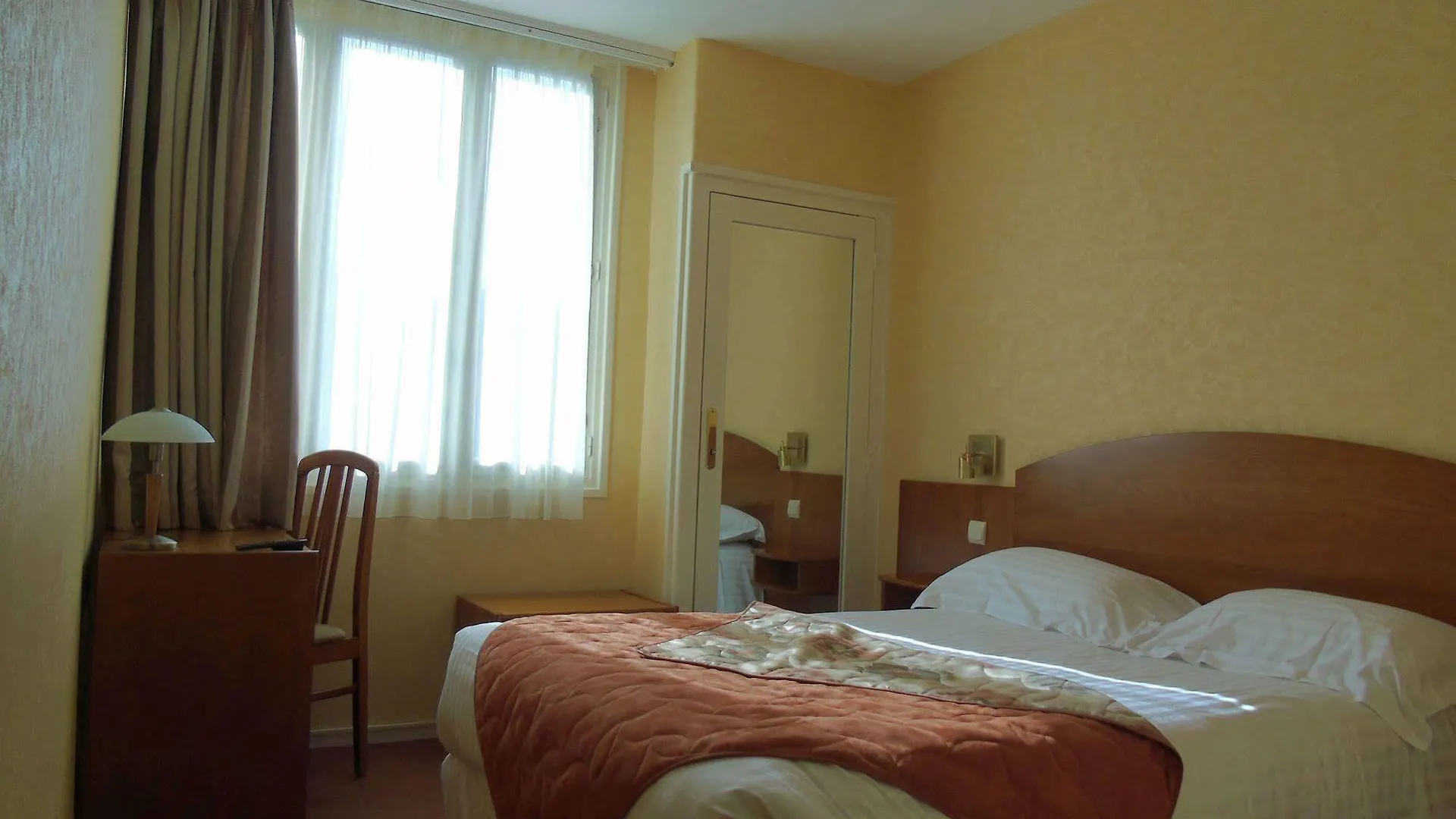 Hotel De Bordeaux Clermont-Ferrand