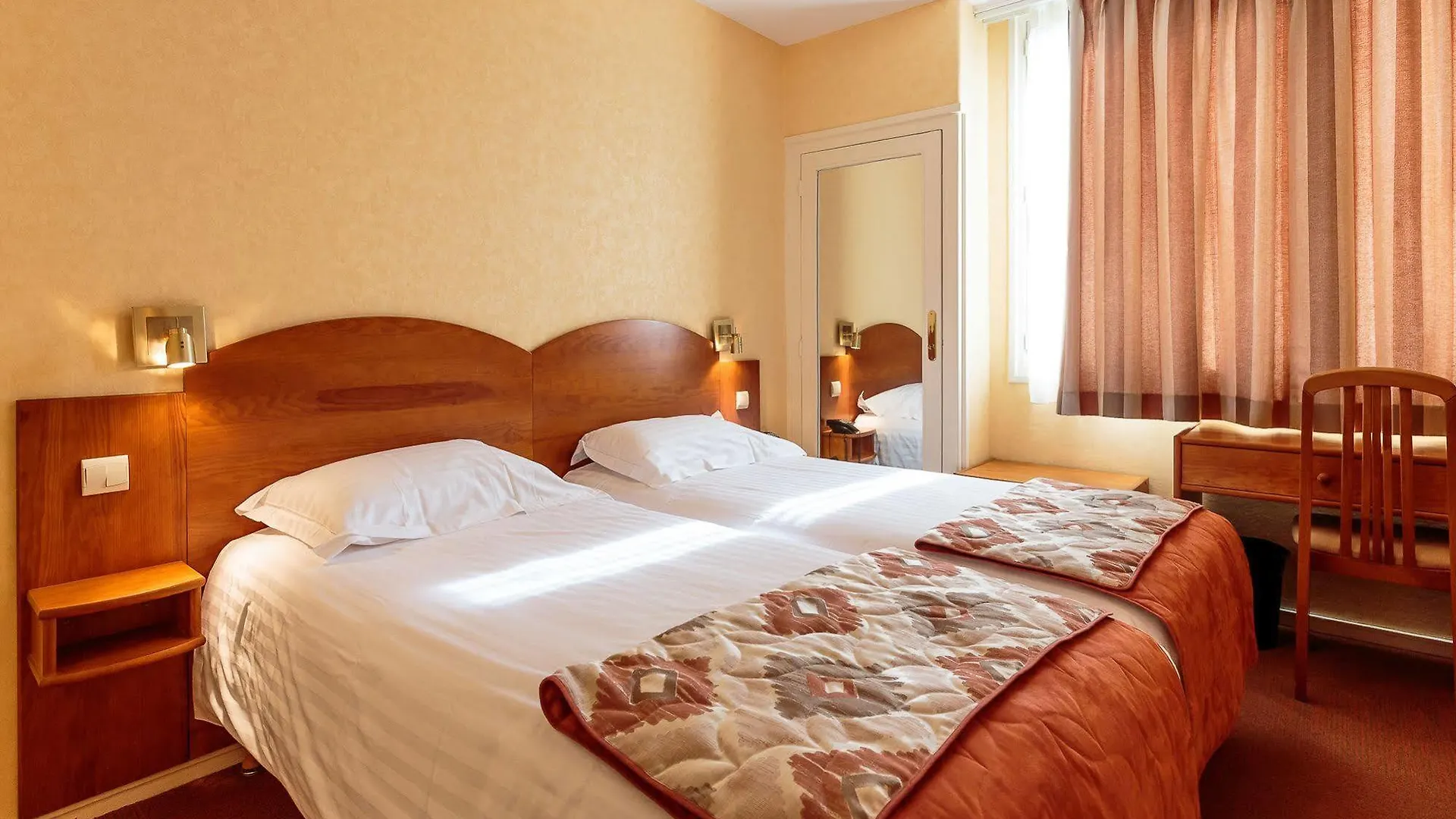 Hotel De Bordeaux Clermont-Ferrand